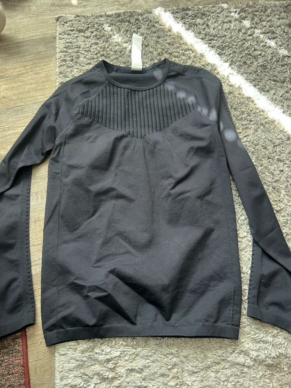 Fabletics small black top